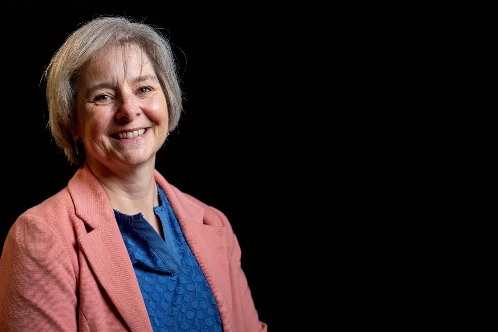 DWR 划船部门助理主任 Stacey Brown 的头像